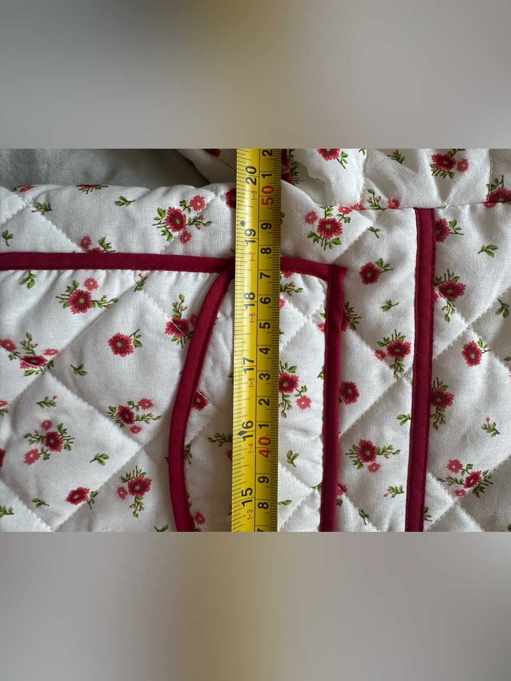 7 For All Mankind Floral Quilted Cropped Jacket Cottagecore White Red M - Picture 11 of 12
